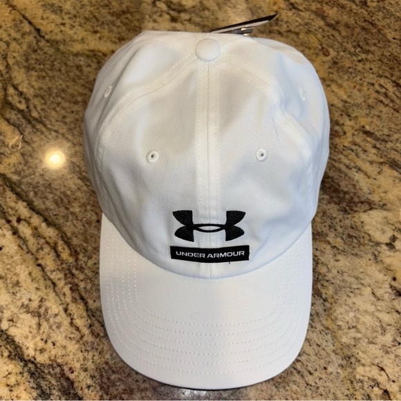 Under Armour White Cap - Picture 3 of 5